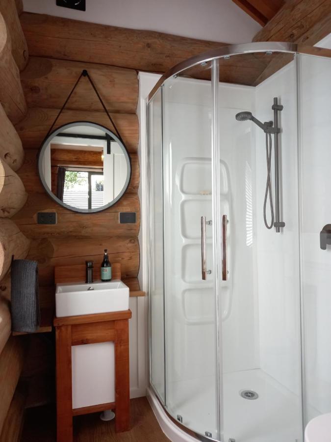 The Cabin Twizel Bagian luar foto