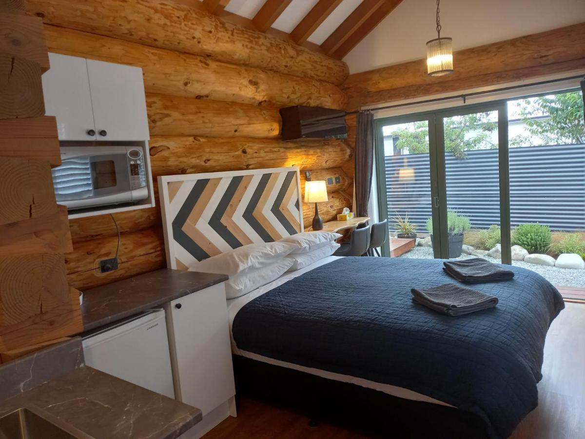 The Cabin Twizel Bagian luar foto